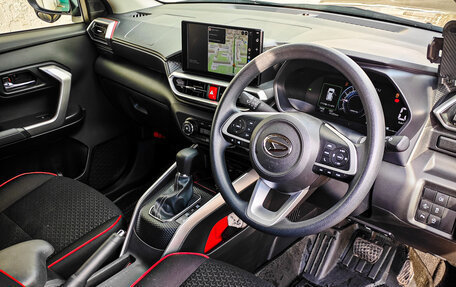 Daihatsu Rocky, 2021 год, 1 822 000 рублей, 17 фотография