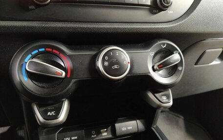 KIA Rio IV, 2017 год, 1 220 000 рублей, 15 фотография