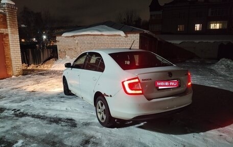 Skoda Rapid I, 2014 год, 690 000 рублей, 3 фотография