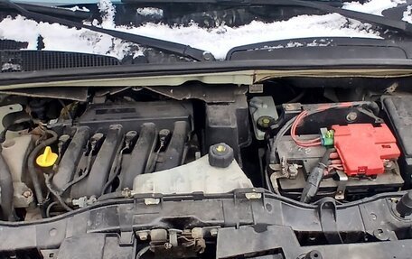 Renault Kangoo II рестайлинг, 2013 год, 930 000 рублей, 21 фотография