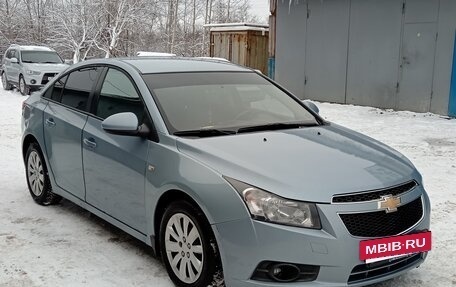 Chevrolet Cruze II, 2012 год, 665 000 рублей, 3 фотография