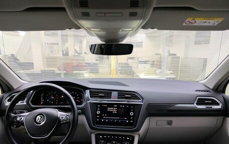 Volkswagen Tiguan II, 2019 год, 3 626 000 рублей, 14 фотография