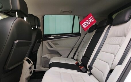 Volkswagen Tiguan II, 2019 год, 3 626 000 рублей, 12 фотография