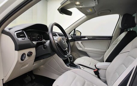 Volkswagen Tiguan II, 2019 год, 3 626 000 рублей, 16 фотография