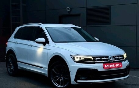 Volkswagen Tiguan II, 2019 год, 3 626 000 рублей, 19 фотография