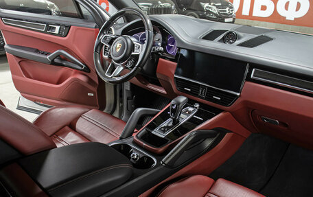 Porsche Cayenne III, 2021 год, 10 998 000 рублей, 12 фотография