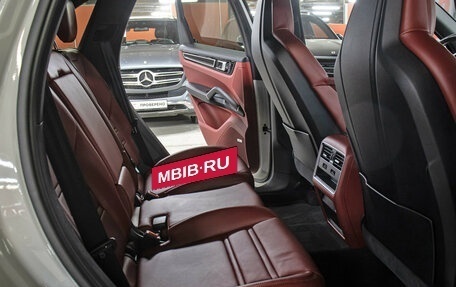 Porsche Cayenne III, 2021 год, 10 998 000 рублей, 11 фотография