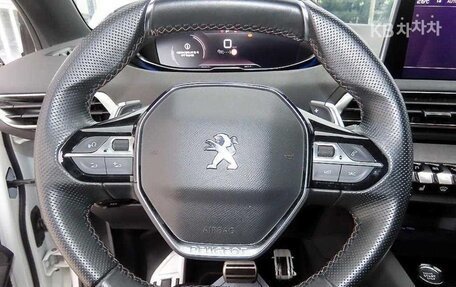 Peugeot 5008 II, 2022 год, 2 334 000 рублей, 8 фотография