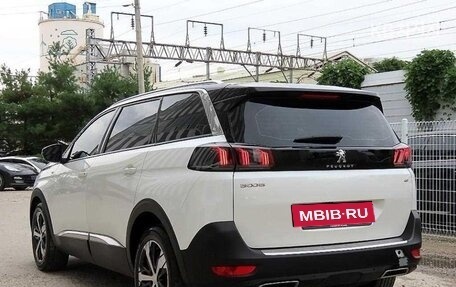 Peugeot 5008 II, 2022 год, 2 334 000 рублей, 3 фотография