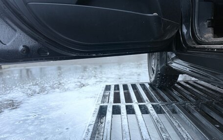 Mitsubishi Outlander III рестайлинг 3, 2010 год, 1 000 000 рублей, 10 фотография