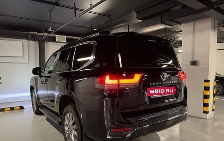 Toyota Land Cruiser, 2022 год, 10 500 000 рублей, 4 фотография