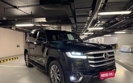 Toyota Land Cruiser, 2022 год, 10 500 000 рублей, 3 фотография