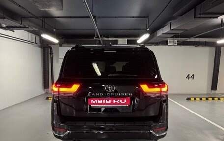 Toyota Land Cruiser, 2022 год, 10 500 000 рублей, 6 фотография