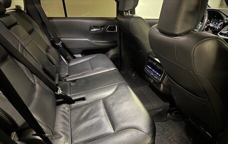 Toyota Land Cruiser, 2022 год, 10 500 000 рублей, 22 фотография