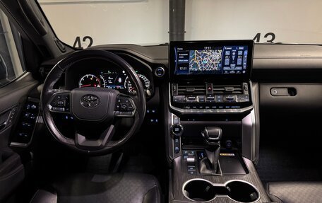 Toyota Land Cruiser, 2022 год, 10 500 000 рублей, 17 фотография