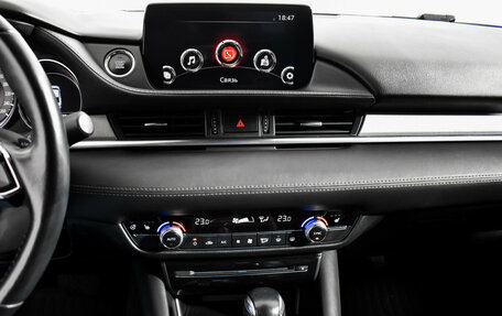 Mazda 6, 2019 год, 2 275 000 рублей, 18 фотография