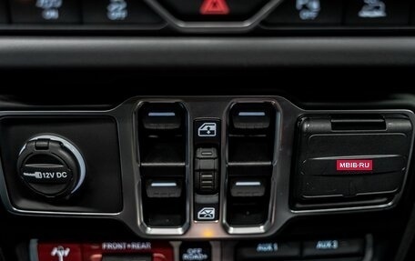 Jeep Wrangler, 2024 год, 16 500 000 рублей, 25 фотография