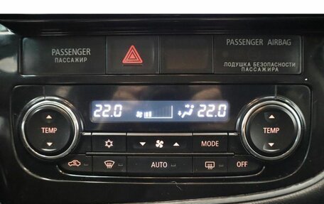 Mitsubishi Outlander III рестайлинг 3, 2013 год, 1 229 000 рублей, 11 фотография