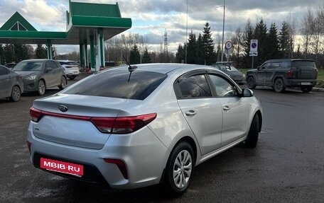 KIA Rio IV, 2019 год, 1 225 000 рублей, 3 фотография