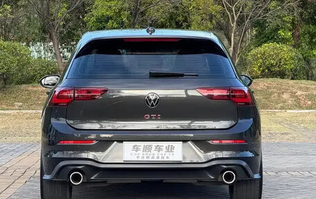 Volkswagen Golf GTI, 2023 год, 4 390 000 рублей, 5 фотография