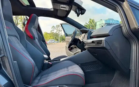 Volkswagen Golf GTI, 2023 год, 4 390 000 рублей, 18 фотография