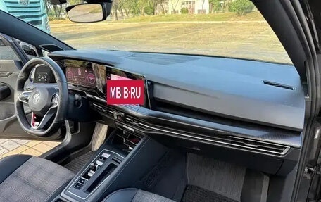 Volkswagen Golf GTI, 2023 год, 4 390 000 рублей, 15 фотография