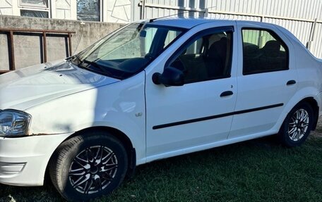 Renault Logan I, 2012 год, 300 000 рублей, 3 фотография