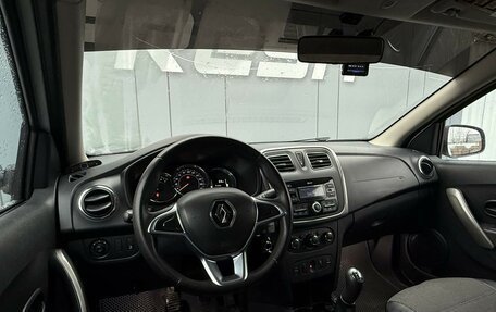 Renault Logan II, 2019 год, 1 420 000 рублей, 6 фотография