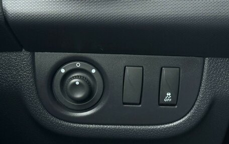 Renault Logan II, 2019 год, 1 420 000 рублей, 11 фотография