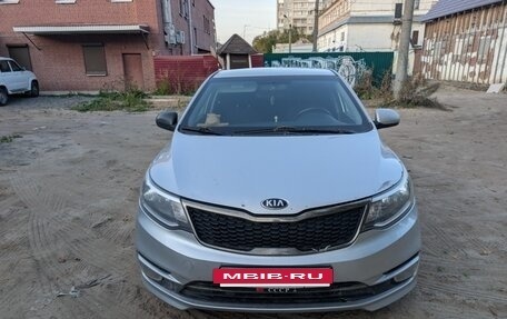 KIA Rio III рестайлинг, 2016 год, 825 000 рублей, 2 фотография