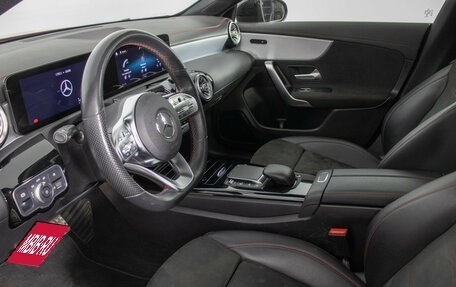 Mercedes-Benz CLA, 2020 год, 3 220 000 рублей, 10 фотография