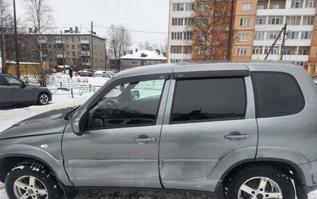 Chevrolet Niva I рестайлинг, 2016 год, 600 000 рублей, 3 фотография