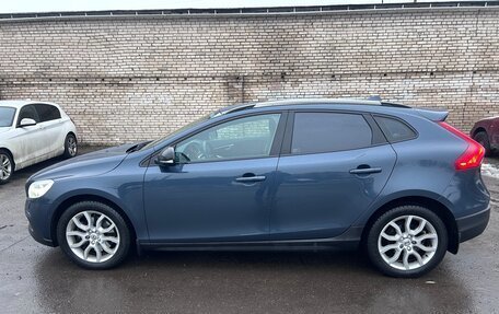 Volvo V40 Cross Country I, 2019 год, 2 400 000 рублей, 4 фотография