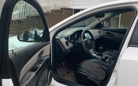 Chevrolet Cruze II, 2011 год, 510 000 рублей, 7 фотография