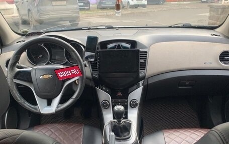 Chevrolet Cruze II, 2011 год, 510 000 рублей, 6 фотография