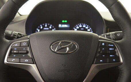 Hyundai Solaris II рестайлинг, 2021 год, 1 850 000 рублей, 18 фотография