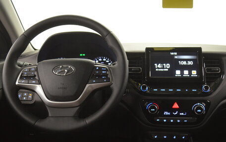 Hyundai Solaris II рестайлинг, 2021 год, 1 850 000 рублей, 19 фотография