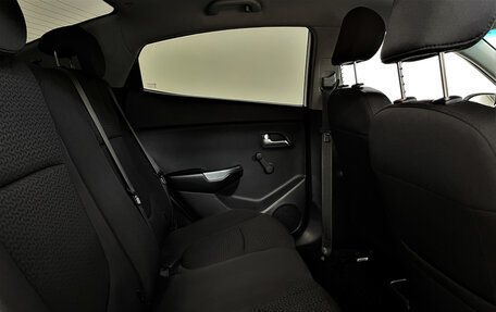 KIA Rio III рестайлинг, 2014 год, 890 000 рублей, 10 фотография