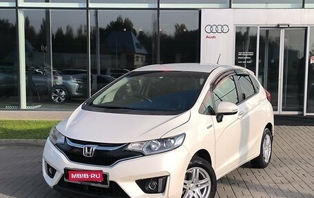 Honda Fit III, 2016 год, 1 330 000 рублей, 1 фотография