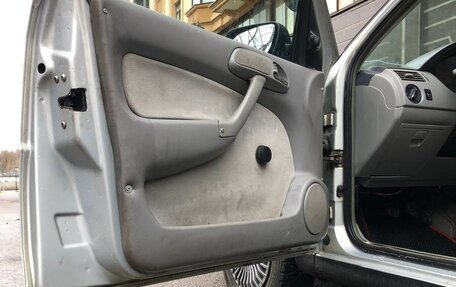 Volkswagen Pointer, 2004 год, 300 000 рублей, 10 фотография