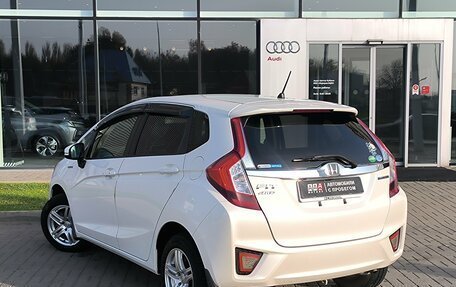 Honda Fit III, 2016 год, 1 330 000 рублей, 9 фотография