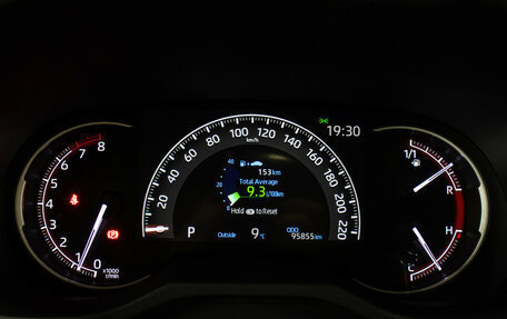 Toyota RAV4, 2021 год, 3 598 000 рублей, 13 фотография