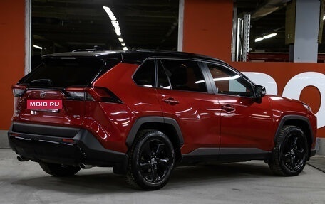Toyota RAV4, 2021 год, 3 598 000 рублей, 5 фотография