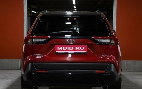 Toyota RAV4, 2021 год, 3 598 000 рублей, 6 фотография