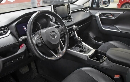 Toyota RAV4, 2021 год, 3 598 000 рублей, 16 фотография