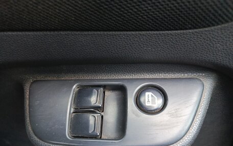 Suzuki Ignis II (HR), 2004 год, 345 000 рублей, 11 фотография