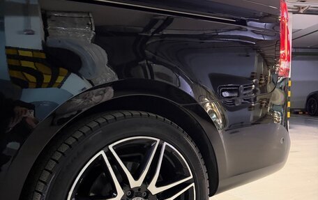 Mercedes-Benz V-Класс, 2023 год, 13 500 000 рублей, 6 фотография