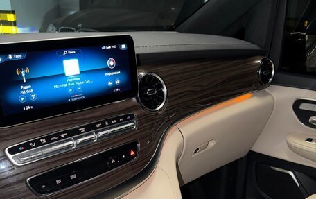 Mercedes-Benz V-Класс, 2023 год, 13 500 000 рублей, 15 фотография