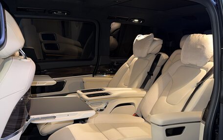 Mercedes-Benz V-Класс, 2023 год, 13 500 000 рублей, 24 фотография