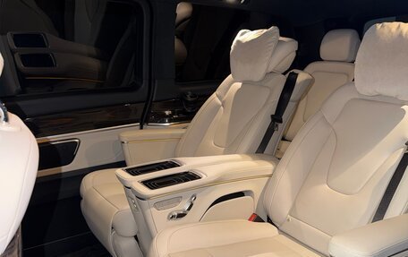 Mercedes-Benz V-Класс, 2023 год, 13 500 000 рублей, 28 фотография